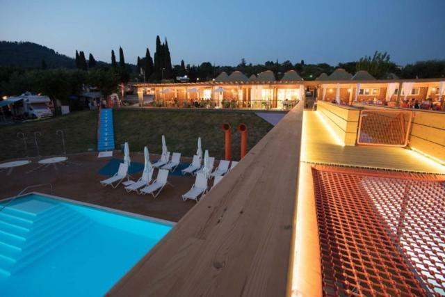 Camping Continental Hotel Bardolino Buitenkant foto